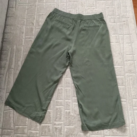 Hilary Ridley women’s pants - Picture 2 of 3